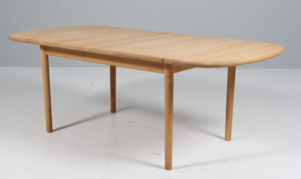 Hans J. Wegner sofabord med klapper. Model GE85. - Image 3