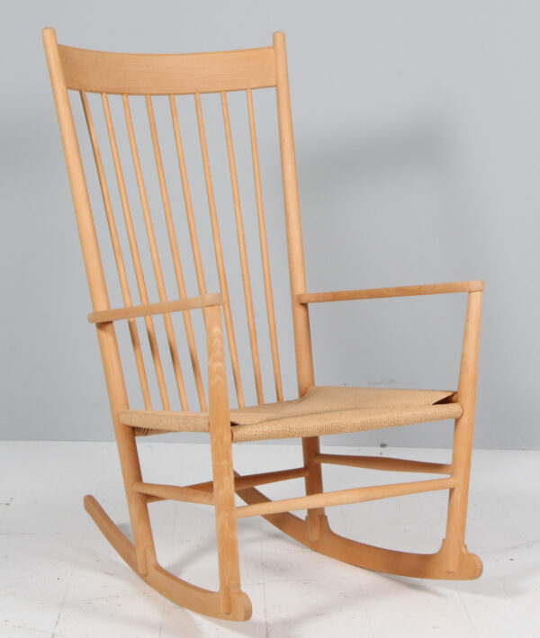 Hans J. Wegner gyngestol med skammel af sæbebehandlet bøg, model J16 - Image 8