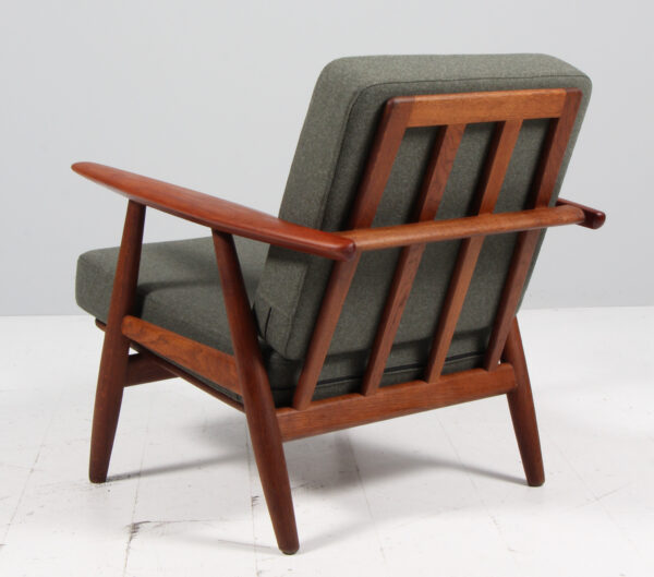 Hans J. Wegner Cigar lænestol af eg og teak, model GE-240 - Image 3