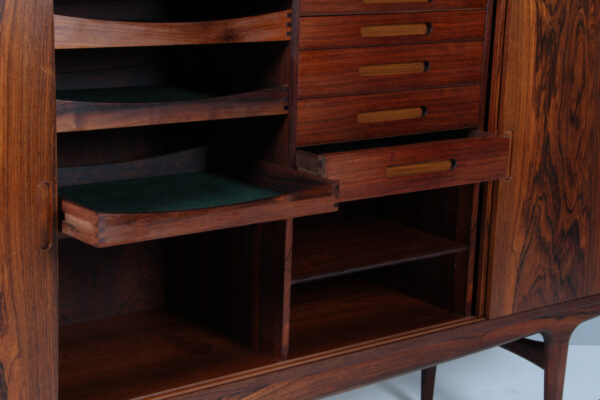 Johannes Andersen for Uldum Møbelfabrik, skænk af palisander - Image 3