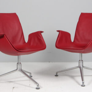 Preben Fabricius og Jørgen Kastholm. Stole, model ‘Tulip’