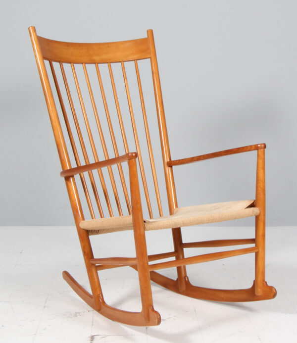 Hans J. Wegner gyngestol af kirsebær, model J16
