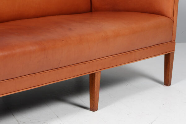 Kaare Klint tre personers sofa af patineret læder, model 6092 - Image 4