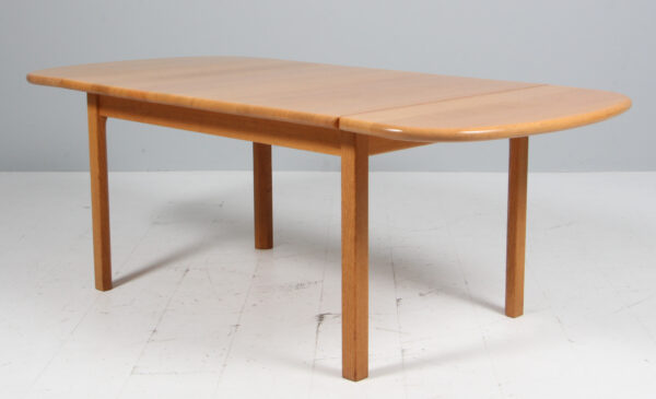 Hans J. Wegner sofabord med klapper, massiv eg. Model GE85