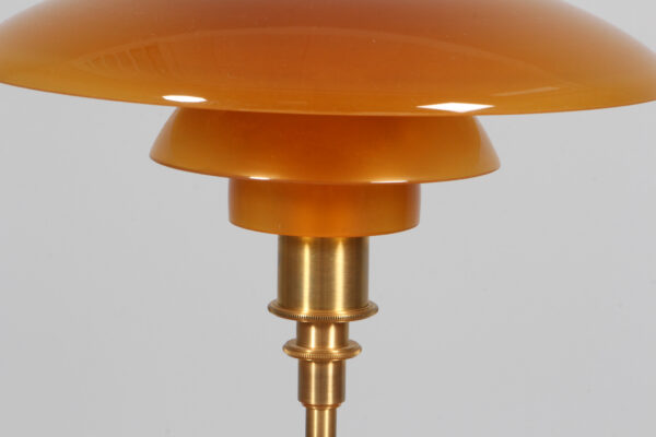 Poul Henningsen bordlampe af messing m/ ravskærme. Model 3/2. Limited edition - Image 6