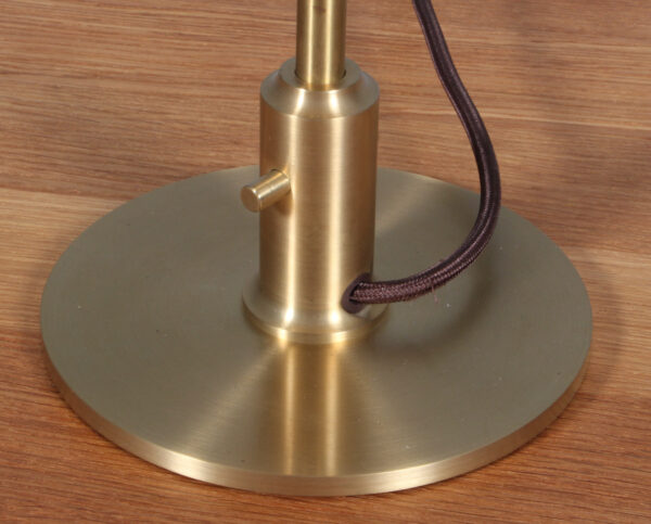 Poul Henningsen bordlampe af messing m/ ravskærme. Model 3/2. Limited edition - Image 4