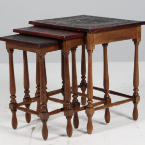 Angel Pazmino indskudsborde af kernelæder og hårdttræ