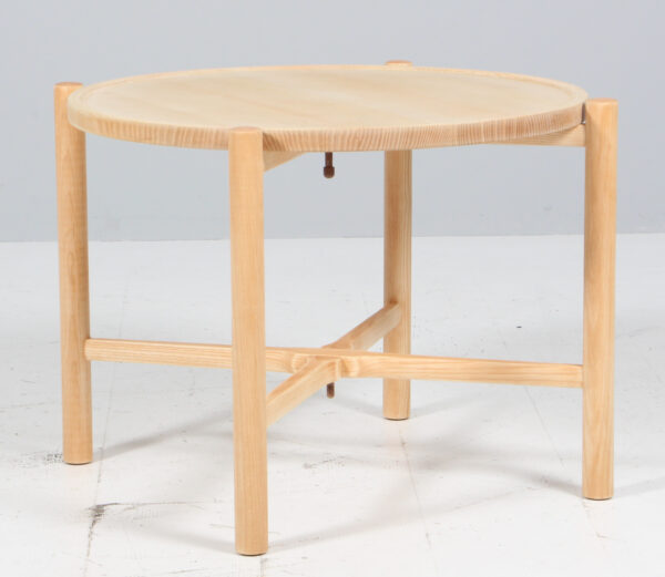 Hans J. Wegner bakkebord af massiv sæbebehandlet ask, PP35