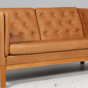 Erik Jørgensen to personers sofa, model EJ315, nybetrukket