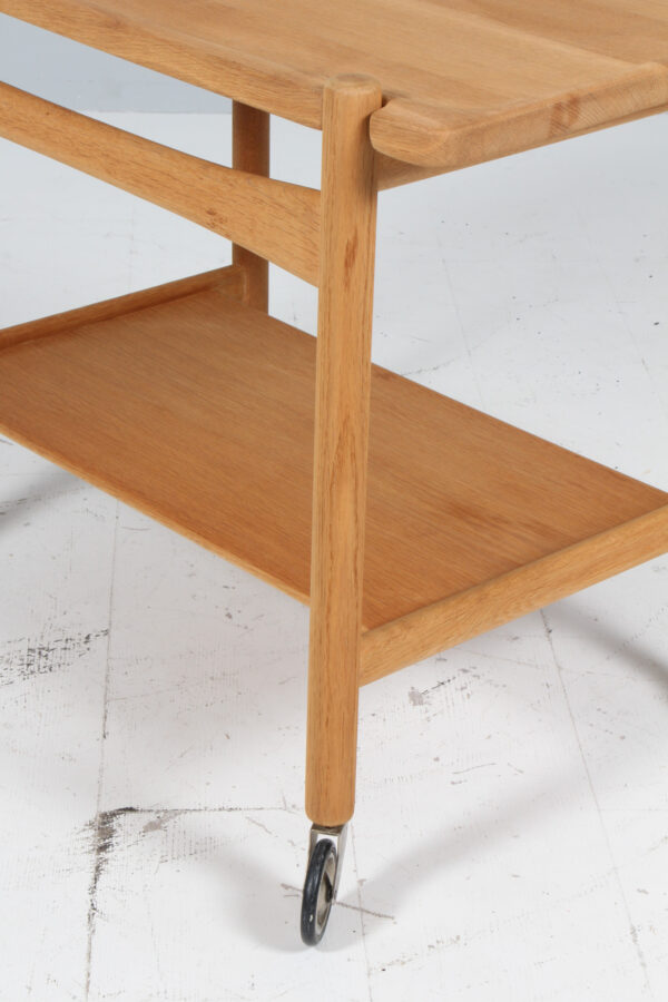 Hans J. Wegner bakkebord af massiv eg, model AT47 - Image 8