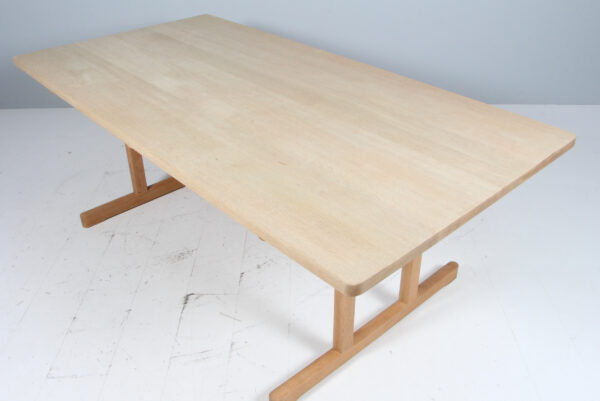 Børge Mogensen Shaker spisebord af massiv sæbebehandlet eg, model 6286 - Image 2