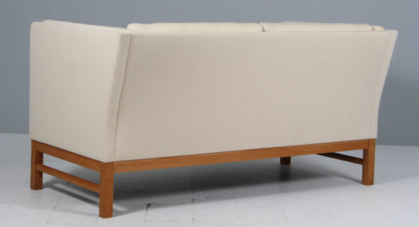 Erik Jørgensen to personers sofa, model EJ315, Savak - Image 4