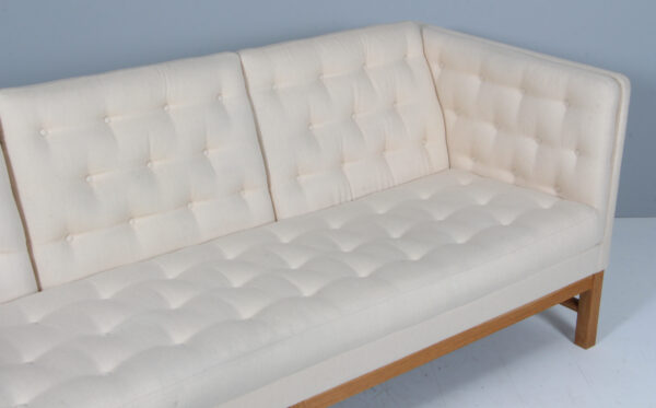 Erik Jørgensen tre personers sofa, model EJ315, Savak - Image 5