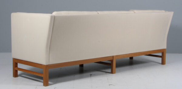 Erik Jørgensen tre personers sofa, model EJ315, Savak - Image 3