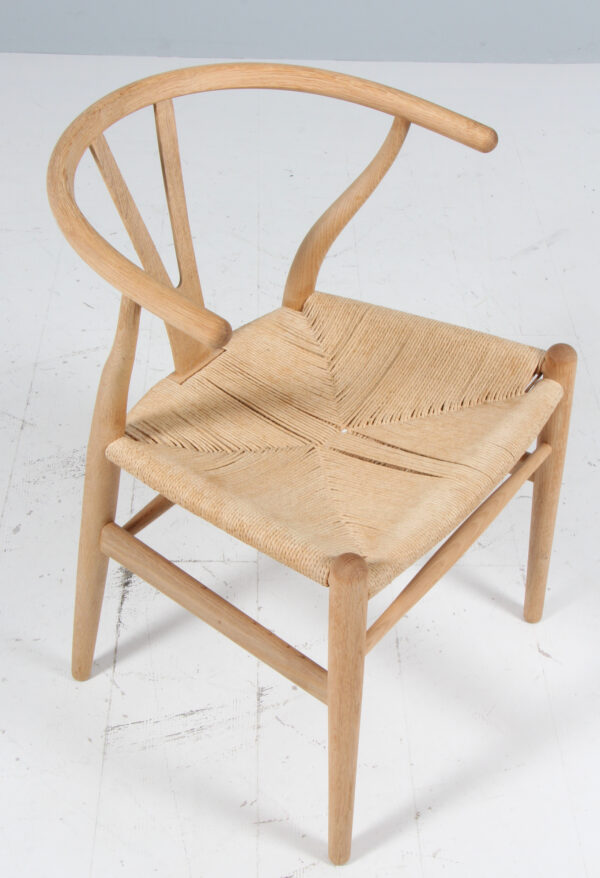 Hans J. Wegner Y stol af sæbebehandlet eg, model CH24 - Billede 2