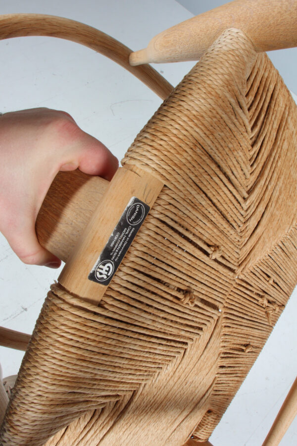 Hans J. Wegner Y stol af sæbebehandlet eg, model CH24 - Billede 3