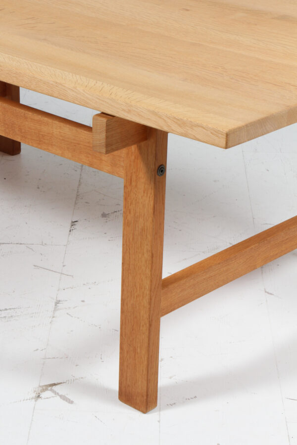 Hans J. Wegner for Andreas Tuck, Sofabord af massiv sæbebehandlet eg. - Billede 4