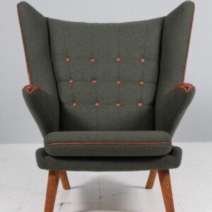Hans J. Wegner Bamsestol af uld og læder, nyrenoveret