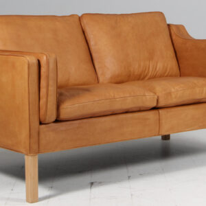 Børge Mogensen. Fritstående to pers. sofa, model 2212. Nybetrukket