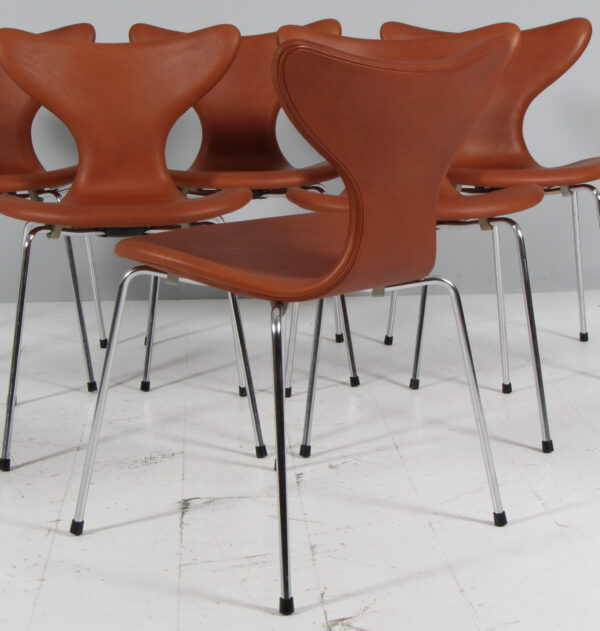 Arne Jacobsen Lilje seks stole model 3108, nybetrukket anilin læder - Billede 4