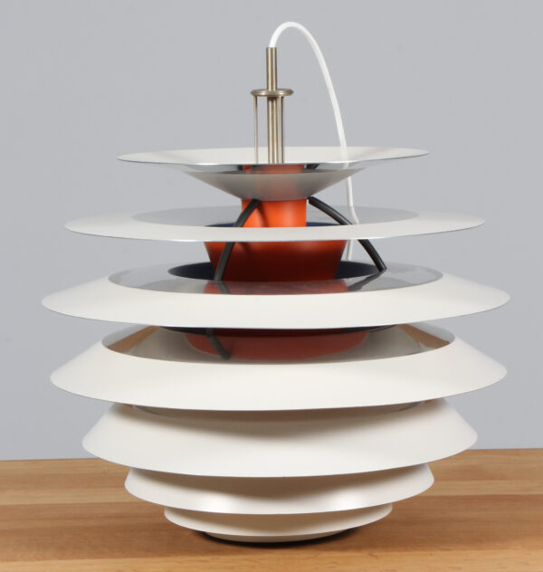 Poul Henningsen pendel, model Kontrast