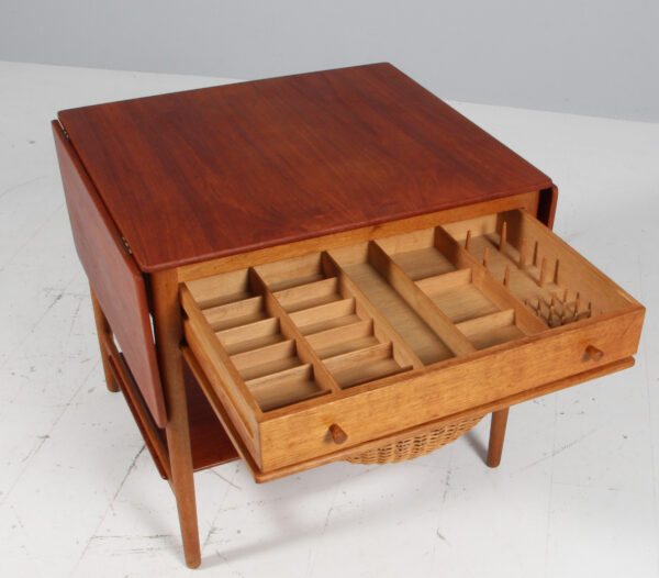 Hans J. Wegner sybord af massiv teak og eg. Model AT33 - Billede 5