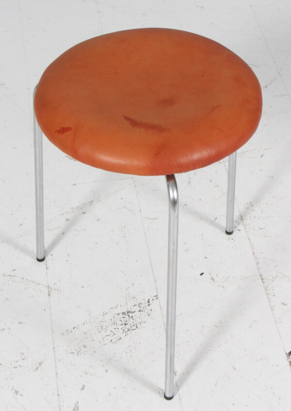 Arne Jacobsen dot skammel af stål og patineret læder - Billede 2