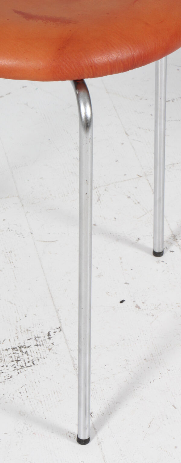 Arne Jacobsen dot skammel af stål og patineret læder - Billede 5