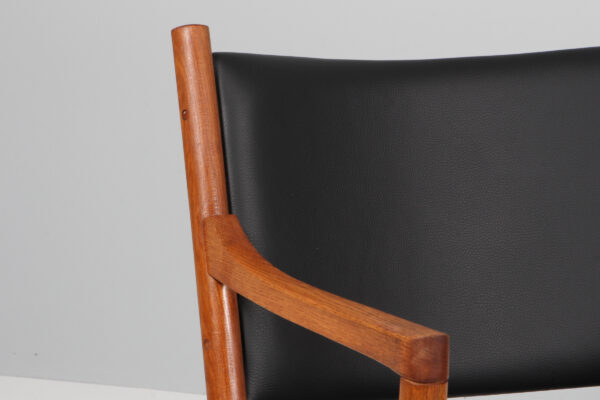 Hans J. Wegner par lænestole af eg og læder, model CH52 - Billede 4