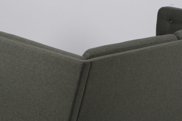 Erik Jørgensen to personers sofa, model EJ315, nybetrukket - Billede 3