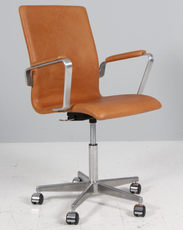 Arne Jacobsen Oxford kontorstol, nybetrukket