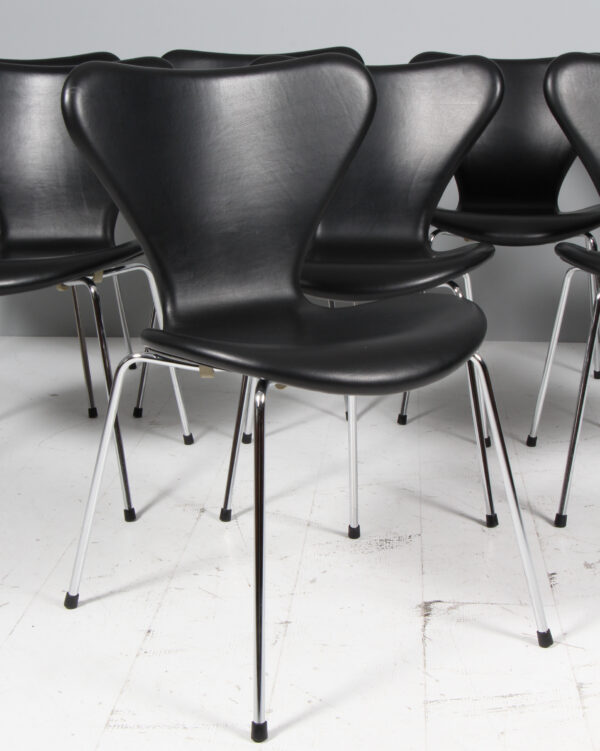 Arne Jacobsen sæt på otte 3107 sort semi anilin læder - Billede 8