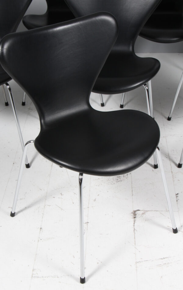 Arne Jacobsen sæt på otte 3107 sort semi anilin læder - Billede 7