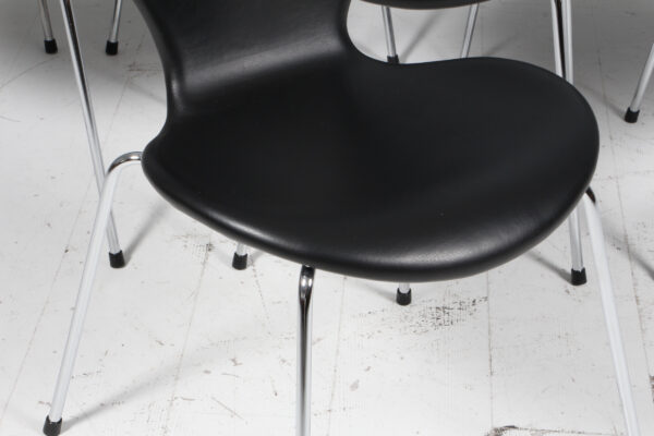 Arne Jacobsen sæt på otte 3107 sort semi anilin læder - Billede 5
