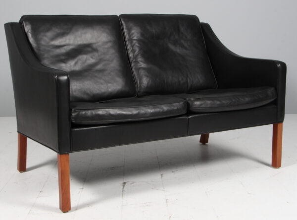 Børge Mogensen. Fritstående to pers. sofa, model 2208. Original betrukket