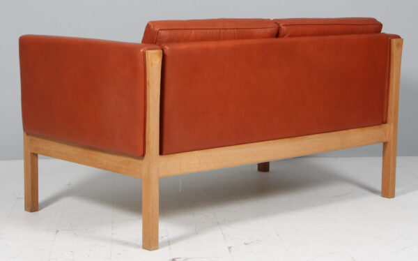 Hans J. Wegner to personers sofa, model AP62/2, original betrukket - Billede 3