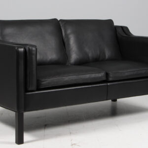 Børge Mogensen. Fritstående to pers. sofa, model 2212. Original betrukket 2016