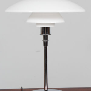 Poul Henningsen, bordlampe model Ph4½/4 opalglas