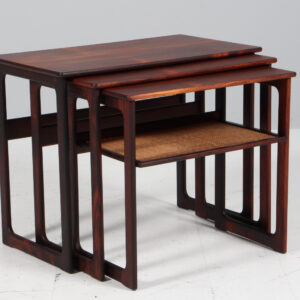 Johannes Andersen indskudsborde af palisander og flet