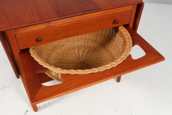 Hans J. Wegner sybord af massiv teak. Model AT33 - Billede 7