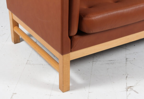 Erik Jørgensen tre personers sofa, model EJ315, nybetrukket - Billede 4