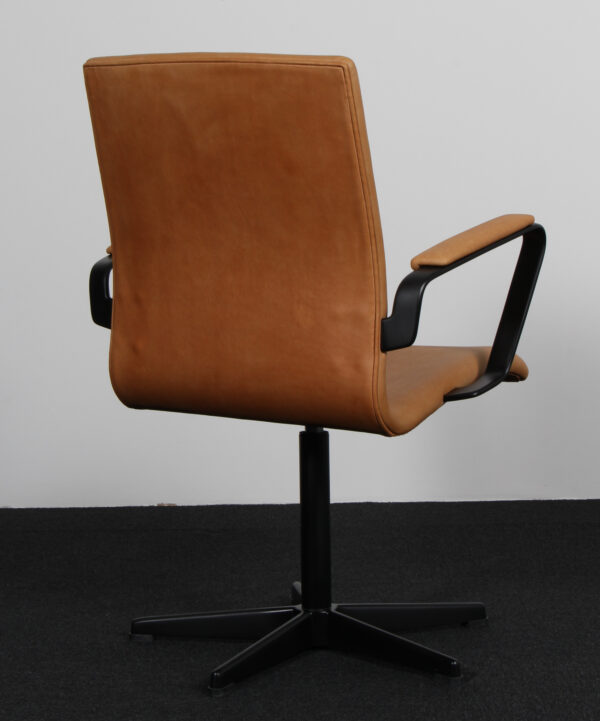 Arne Jacobsen Oxford armstol af vintage anilin - Billede 4