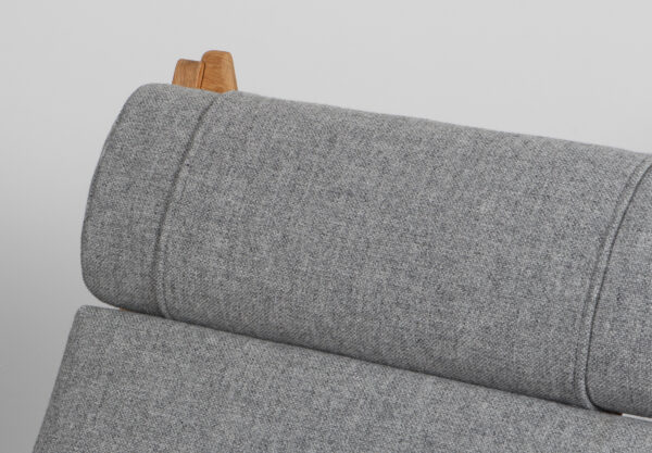 Hans J. Wegner højrygget lænestol model GE375, sæbebehandlet eg og Hallingdal - Billede 7
