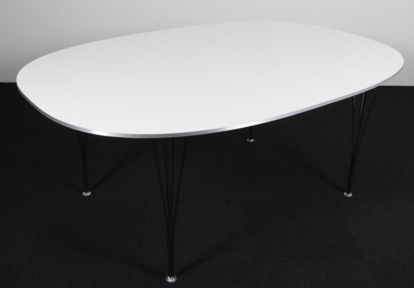 Piet Hein og Bruno Mathsson . Super Ellipse spisebord. Model B619. 2023 - Billede 2
