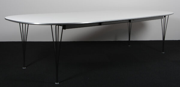 Piet Hein og Bruno Mathsson . Super Ellipse spisebord. Model B619. 2023 - Billede 4