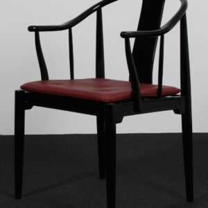 Hans J. Wegner Kinastol. Model 4283