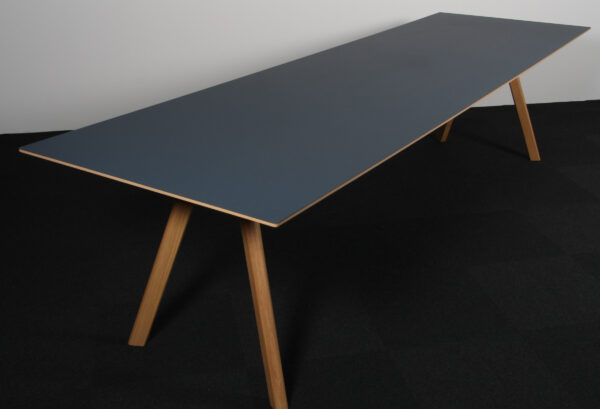 Hay CPH30 spisebord af eg og linoleum - Billede 2