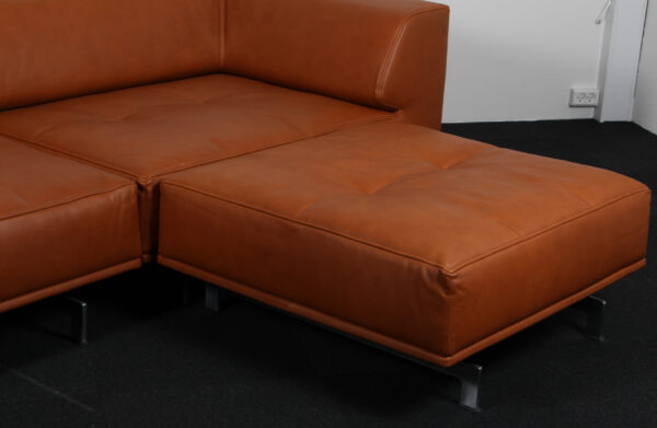 Hannes Wettstein modul sofa M/ chaiselong, model Delphi. Nybetrukket, walnut elegance - Billede 4
