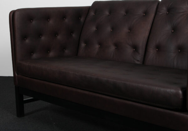 Erik Jørgensen to personers sofa, model EJ315, nybetrukket - Billede 5