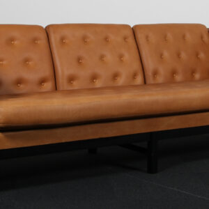Erik Jørgensen tre personers sofa, model EJ315, nybetrukket